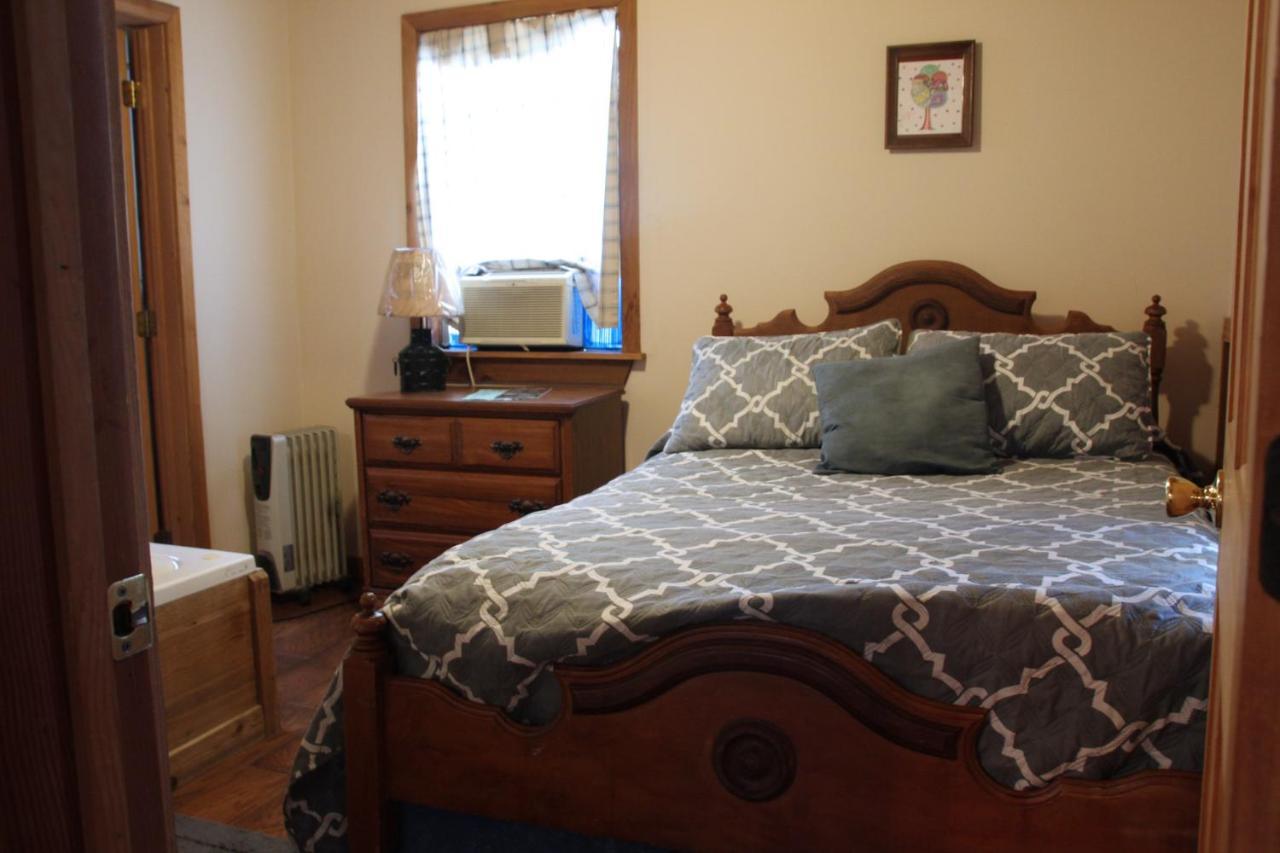 Berry Creek Cabins Bed & Breakfast Isabel Exterior foto