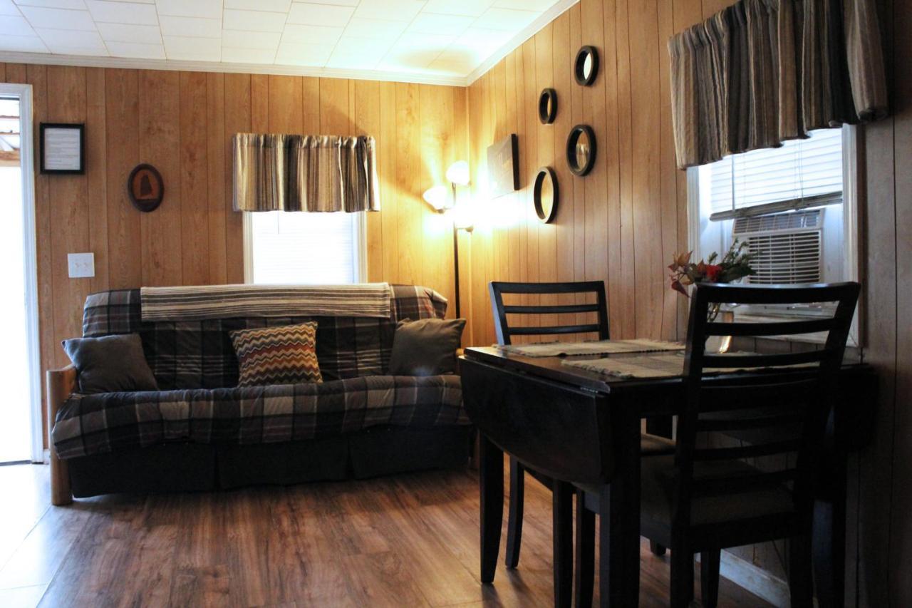 Berry Creek Cabins Bed & Breakfast Isabel Exterior foto